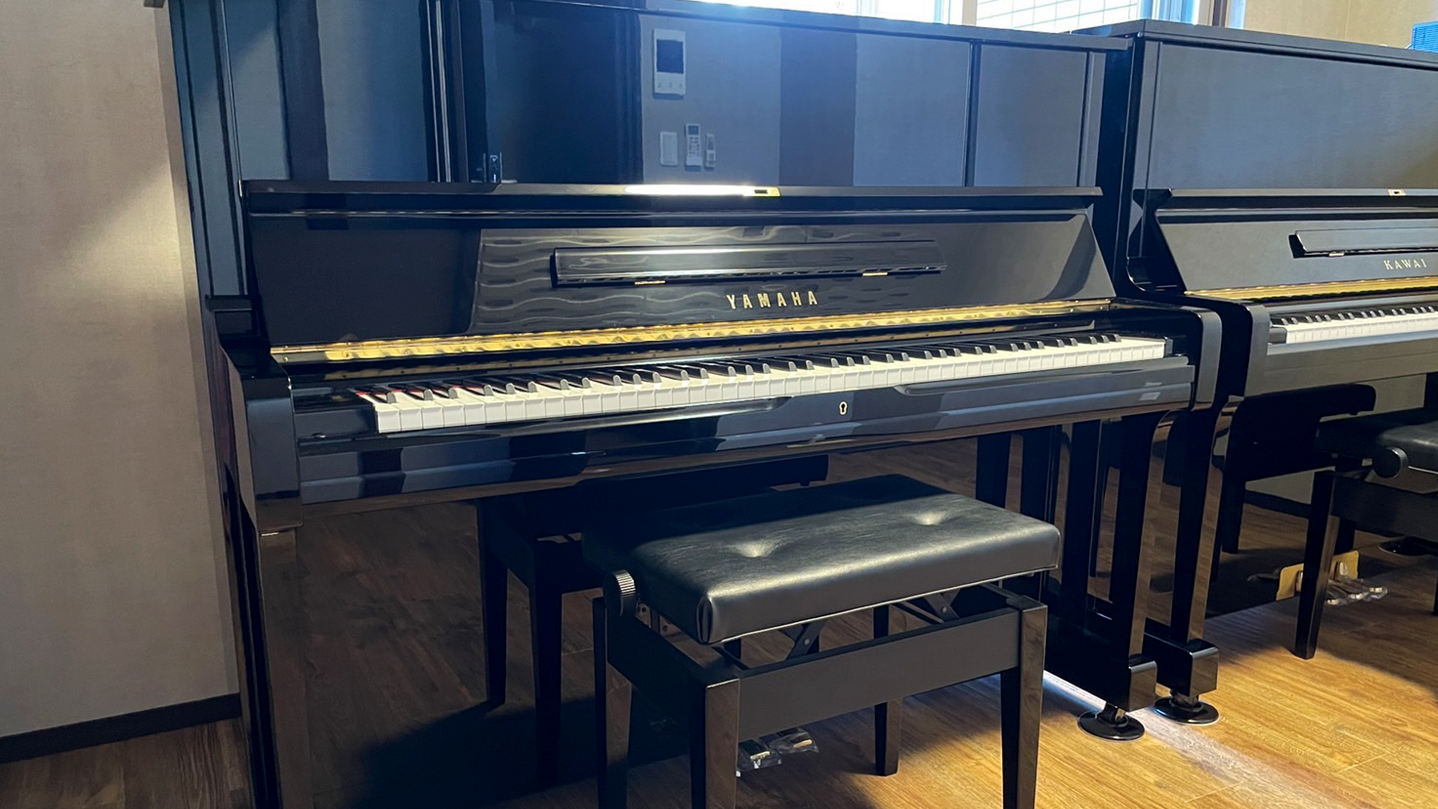 アップライトピアノ ヤマハUX1